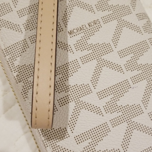 Michael Kors Jet Set Travel Continental - Picture 6 of 8